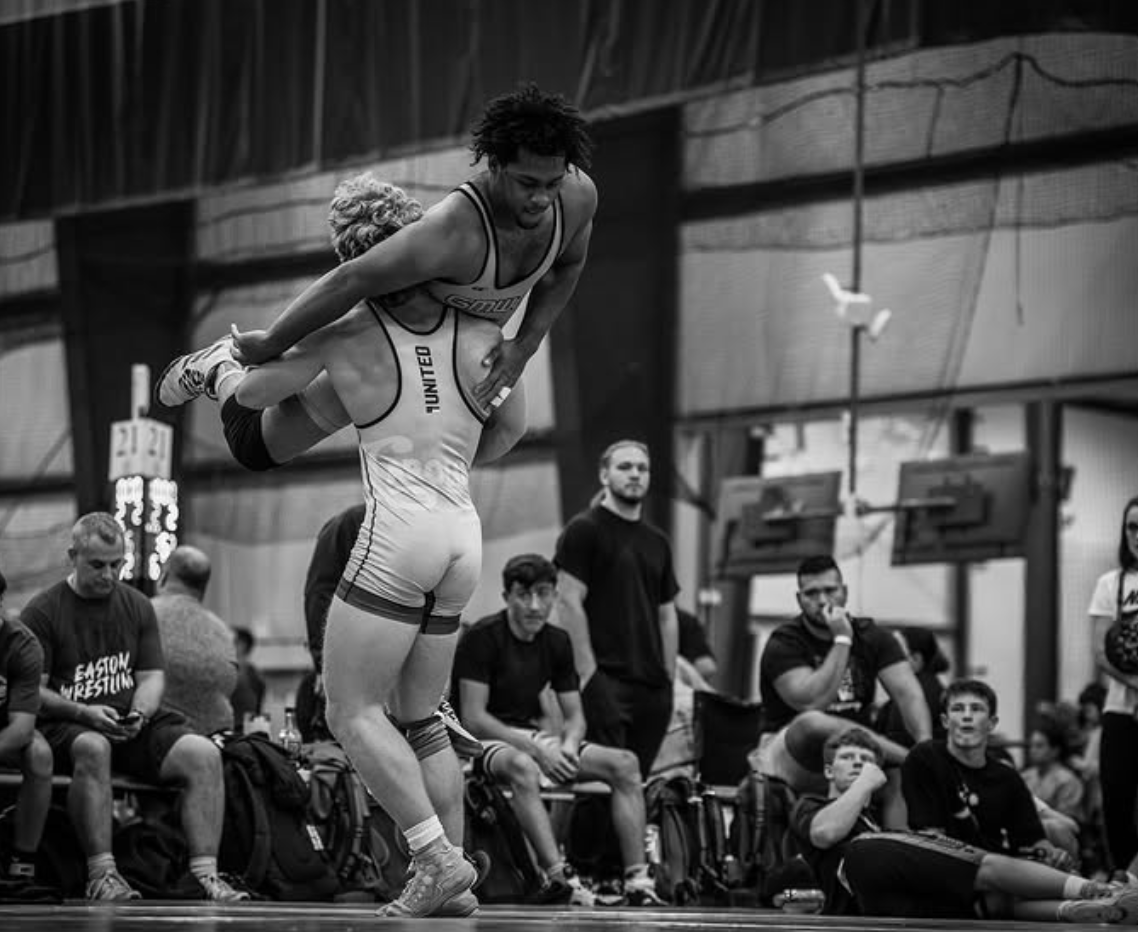 Dramatic wrestling throw - black and white